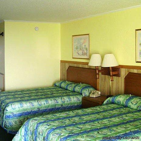 Sea Hawk Oceanfront Motel Myrtle Beach Pokoj fotografie